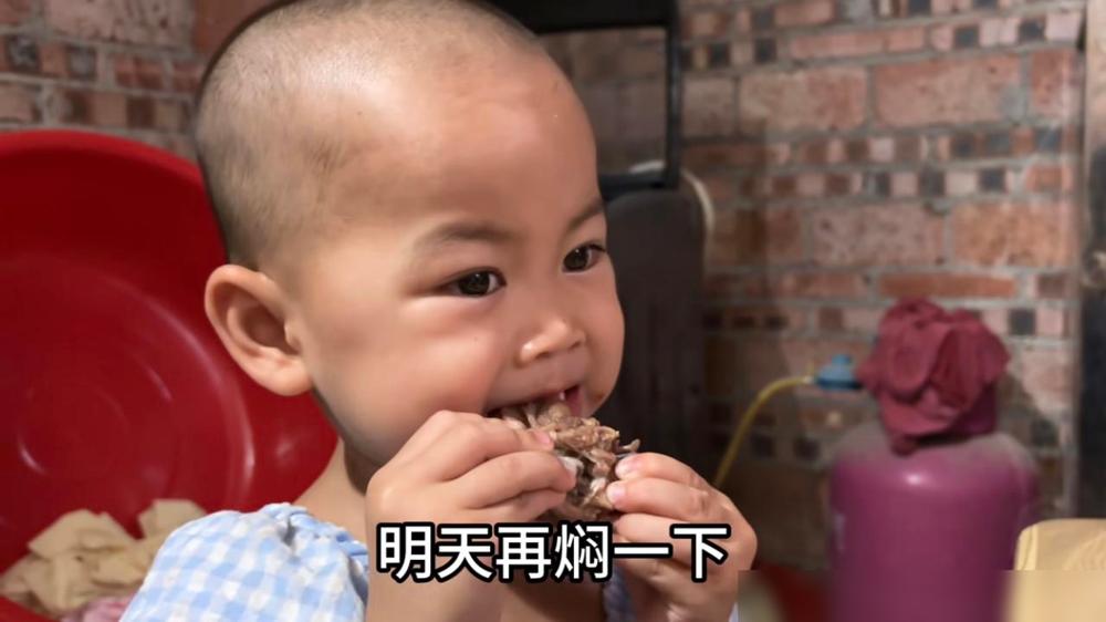 广西一帆妈妈终于清醒了，再也不想为她那懒老公委屈孩子了。

我作为过来人手把手说