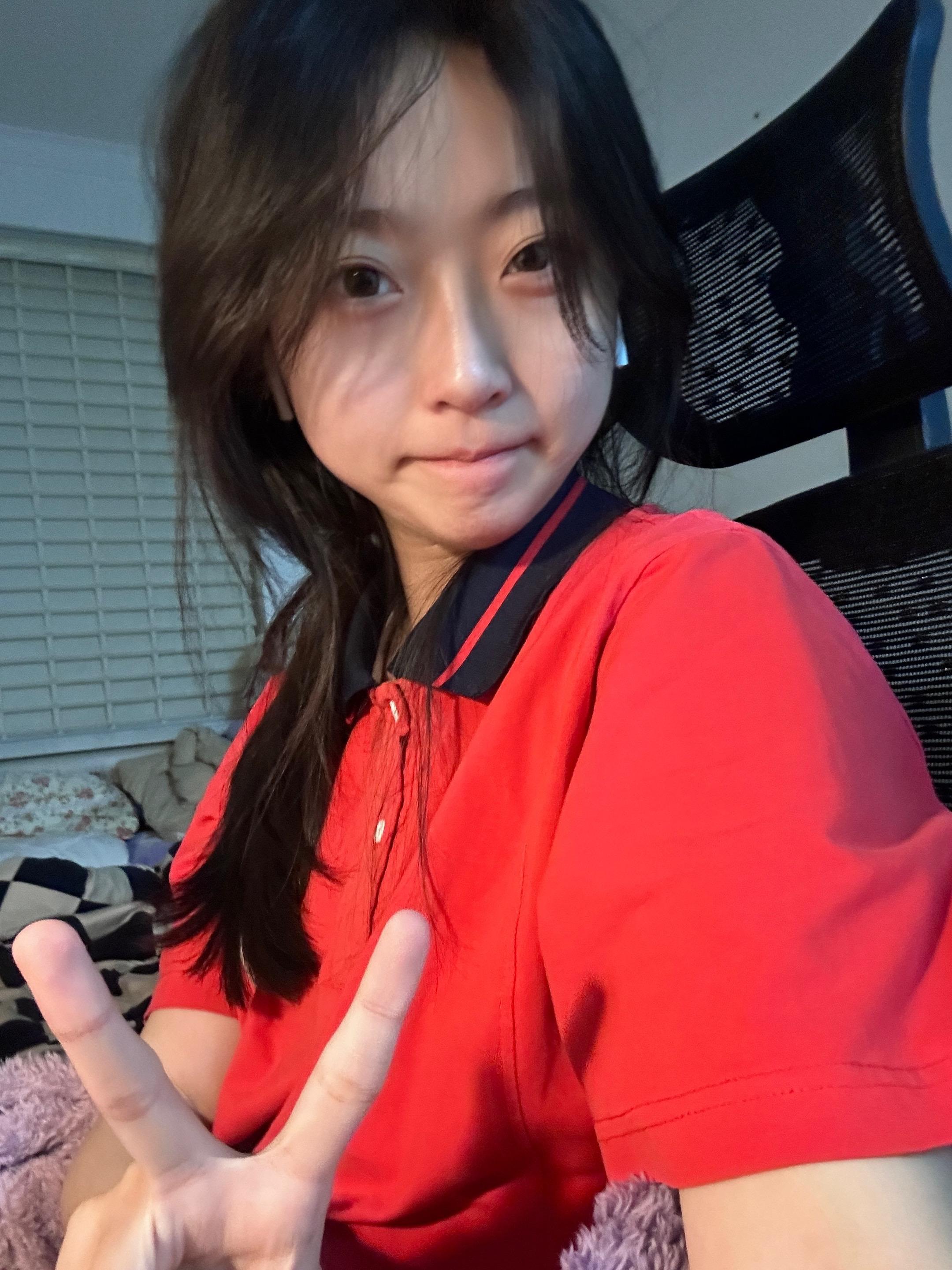 你透支了我似水年华里的太多 我的睡眠 我的时间 我的眼泪 我甘愿 我竟然说我甘愿