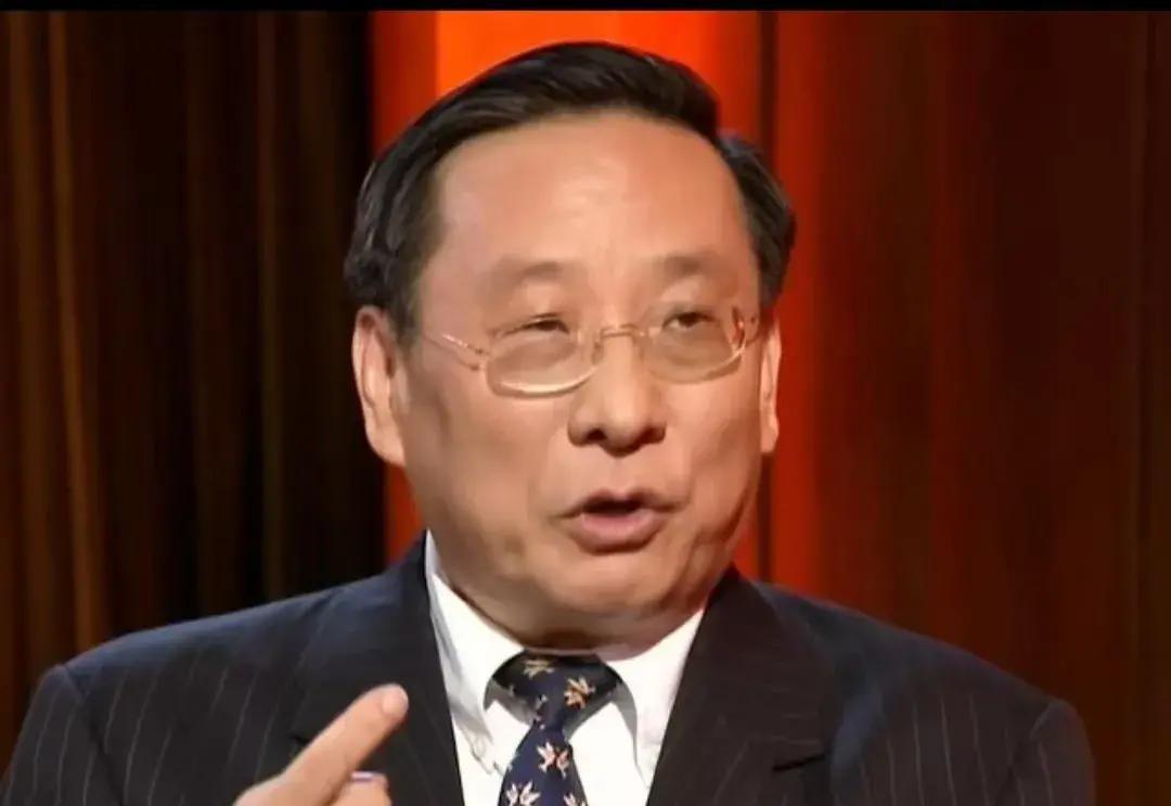 高志凯妙语评郑丽文："我是中国人"不是示好，是太阳从东方升起的事实！

4月8日