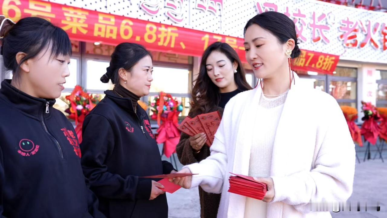 你一定独一无二，全世界找不出两个完全相同的人。所以请相信，也不过是这人海里普普通