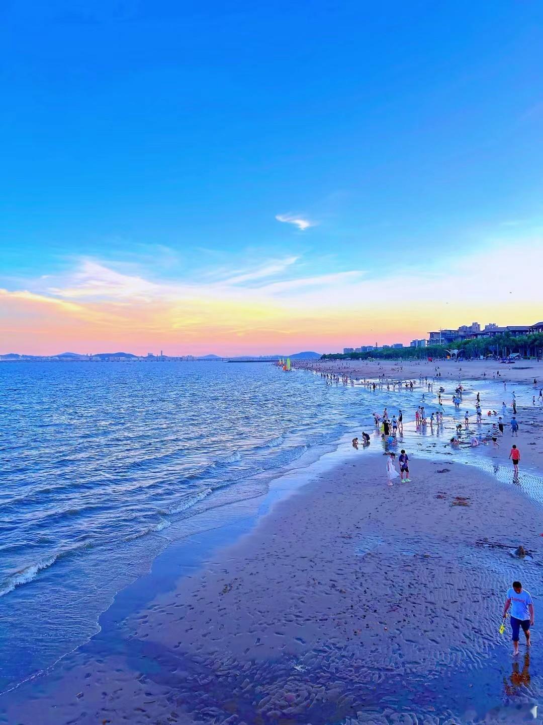 说真的厦门太适合cityrun了翻出前年暑假在厦门海边拍的照片，到现在还心心念念