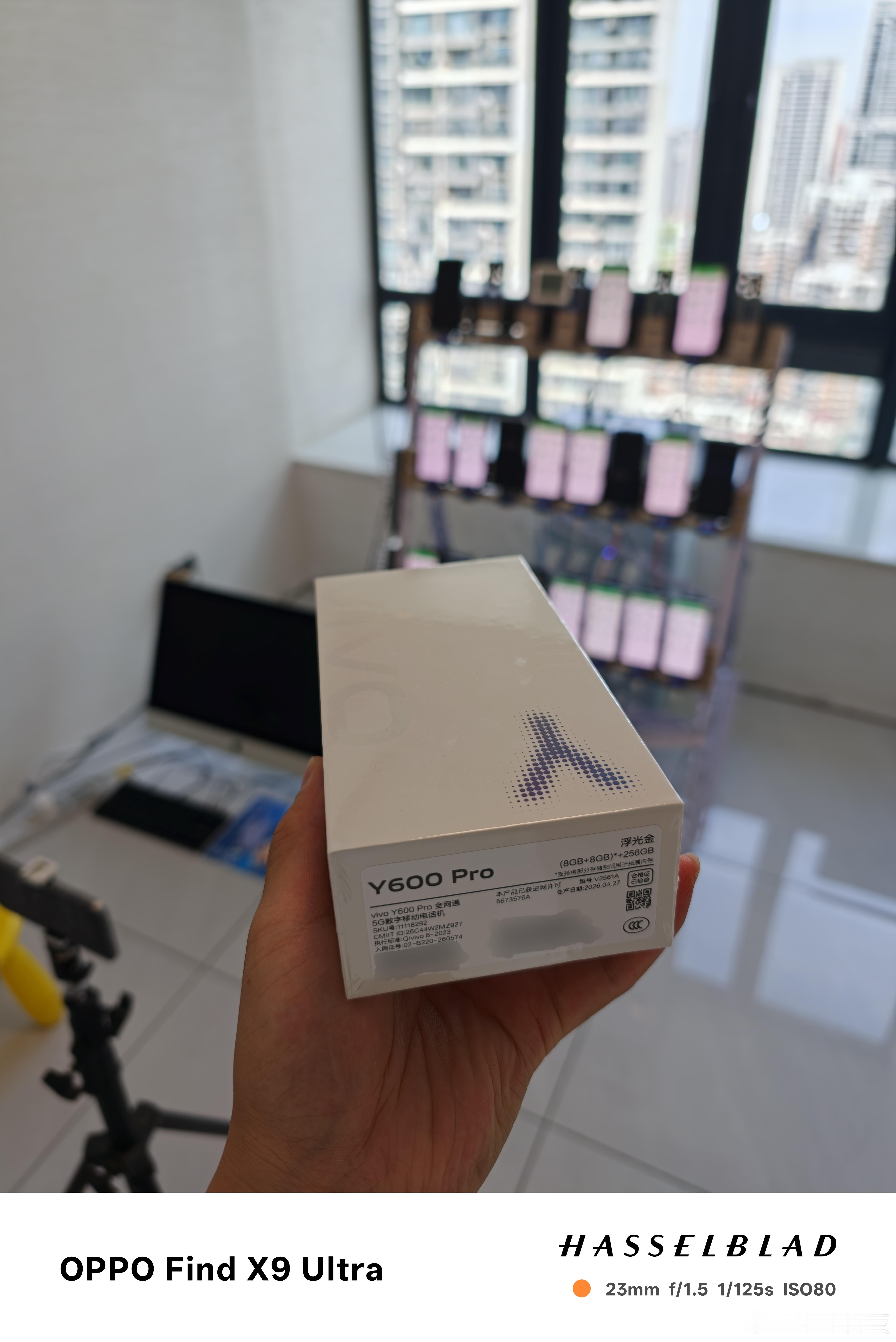 vivoY500Pro 1600次还没循环完，vivoY600Pro就来了。蓝厂
