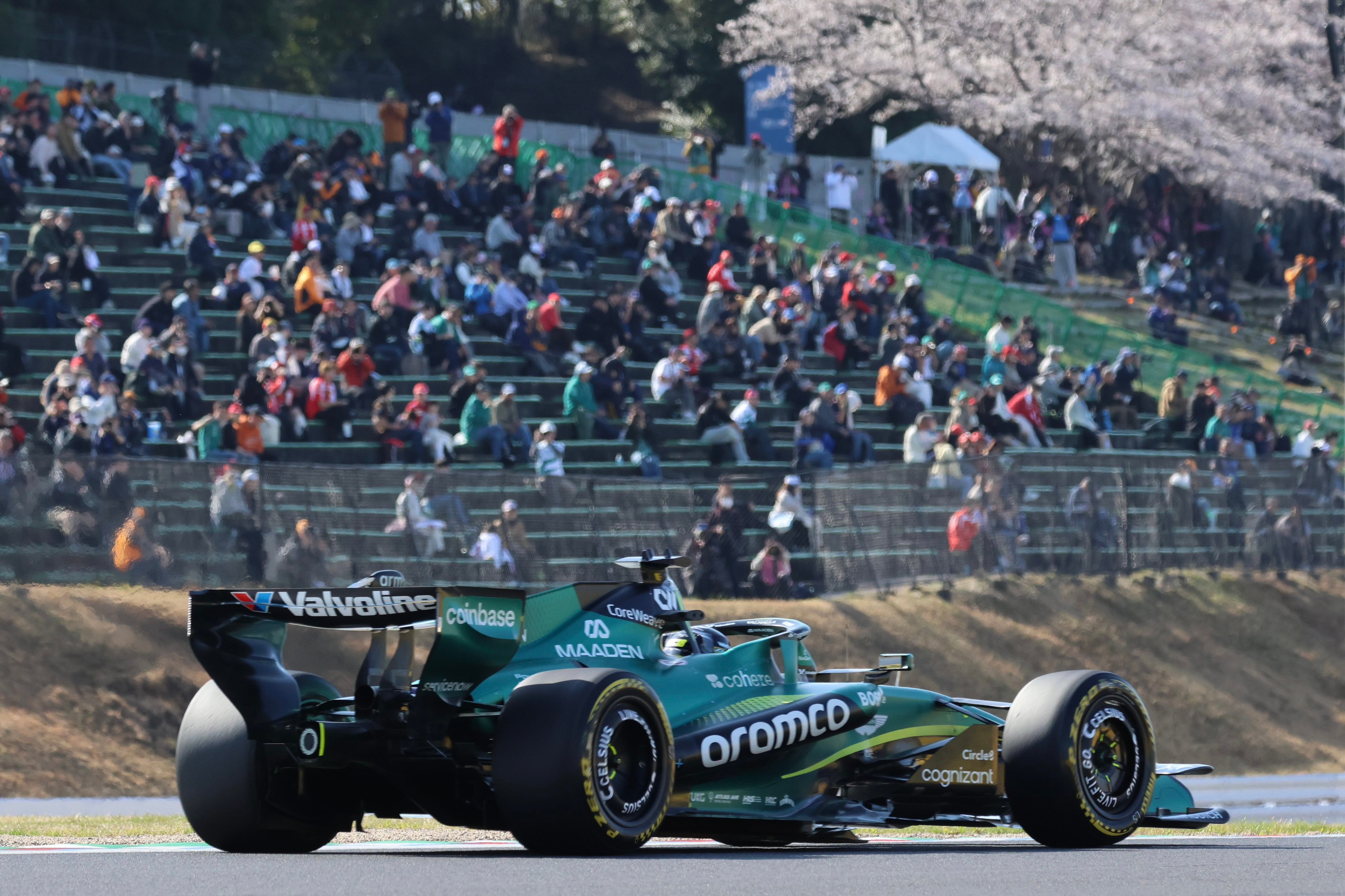 不得不说，在樱花季办F1日本大奖赛，是最恰如其分的时间~🌸🥰📸 Suzuk