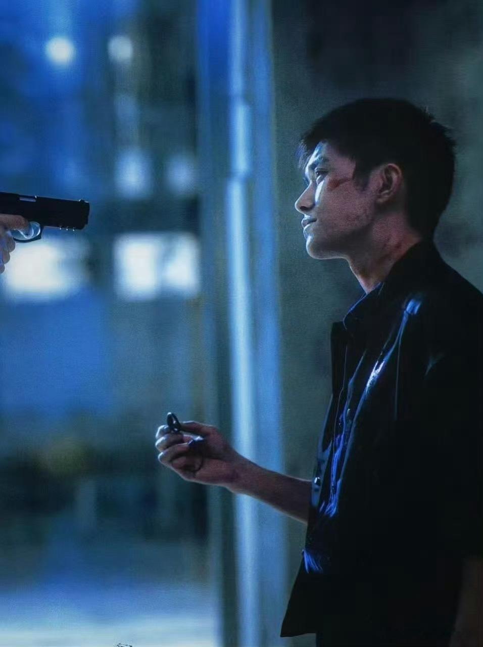 惊蛰无声 工作留痕《惊蛰无声》里严迪做事留痕真的太实用了，防背刺又能自保。职场里