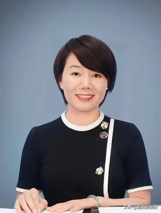 1994年，四川一女子为给哥哥还债，不惜陪伴老板24年，没想到老板后来大手一挥，