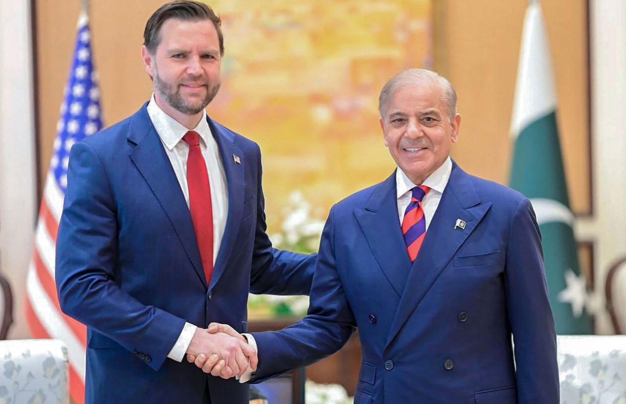 4 月 11 日，巴方官员透露，调停工作进展比预期慢。美方急于达成协议，伊朗态度