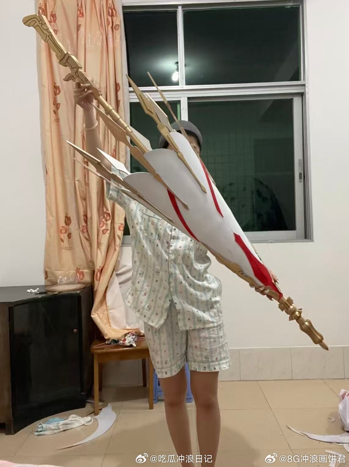 网文妹搞同款有的是力气和手段 当网文妹搞同款：叶修的伞必须数据还原，小哥的十年之