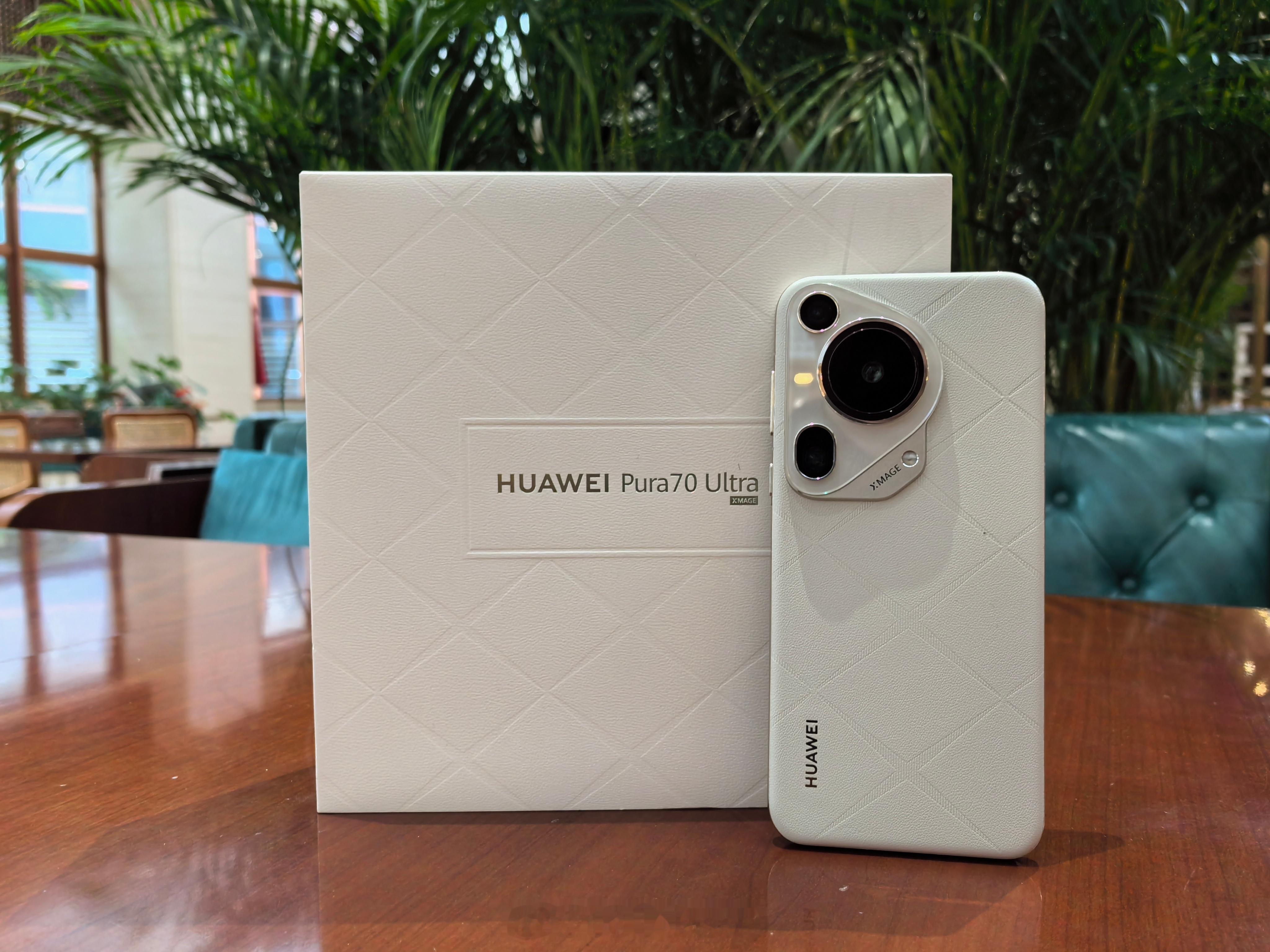 #华为 P70# Ultra 白色顶配到手。#华为Pura70Ultra镜头可伸