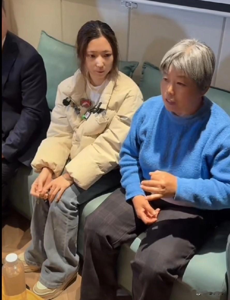 罗大美家属讲述庭审过程：当宣读维持原判、判处余金生死刑时，他反应强烈大喊大叫。想