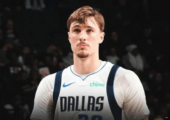 今日NBA常规赛，。独行侠球员库珀-弗拉格全场出战37分钟，16投8中，三分2中
