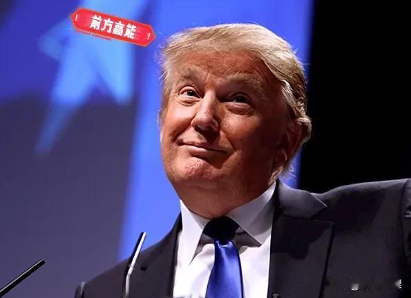 就在刚刚！
白宫刚刚宣布特朗普将延长联邦招聘冻结的行政令，理由是“精简开支”。但