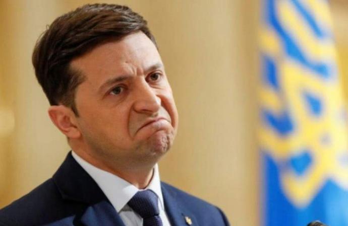 乌克兰总统泽连斯基，突然放了个大消息。打了四年的仗，他说2026年上半年就能打完