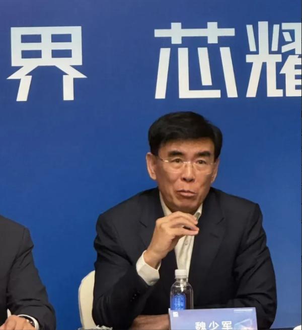 阿斯麦、台积电、英伟达，该睡不着了。7月13日，上海，一家成立不到三年的公司用1
