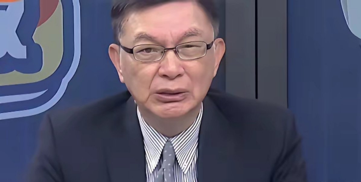 苑举正：日本之所以处处针对中国大陆，甚至想武力干涉中国内政，是典型做贼心虚的表现