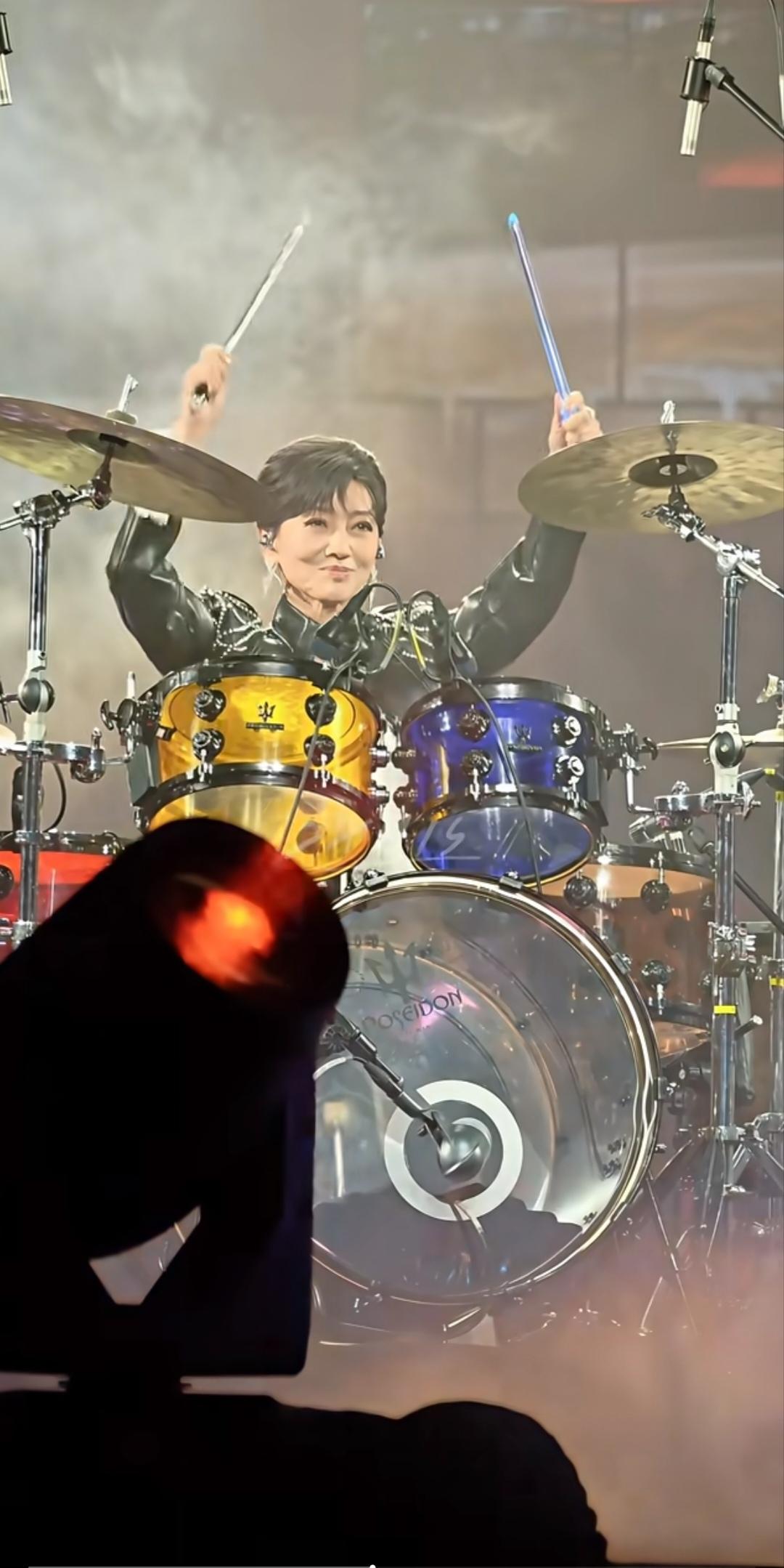 赵雅芝，简直太优秀了，真是风光了一辈子。