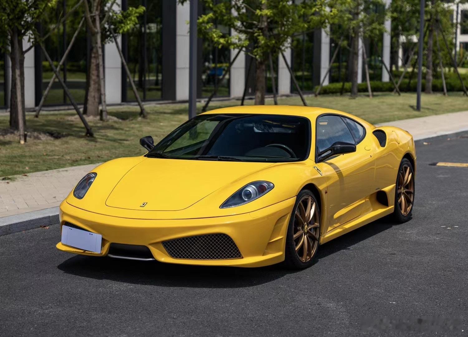 法拉利430Scuderia，原厂碳纤维套件 ​​​