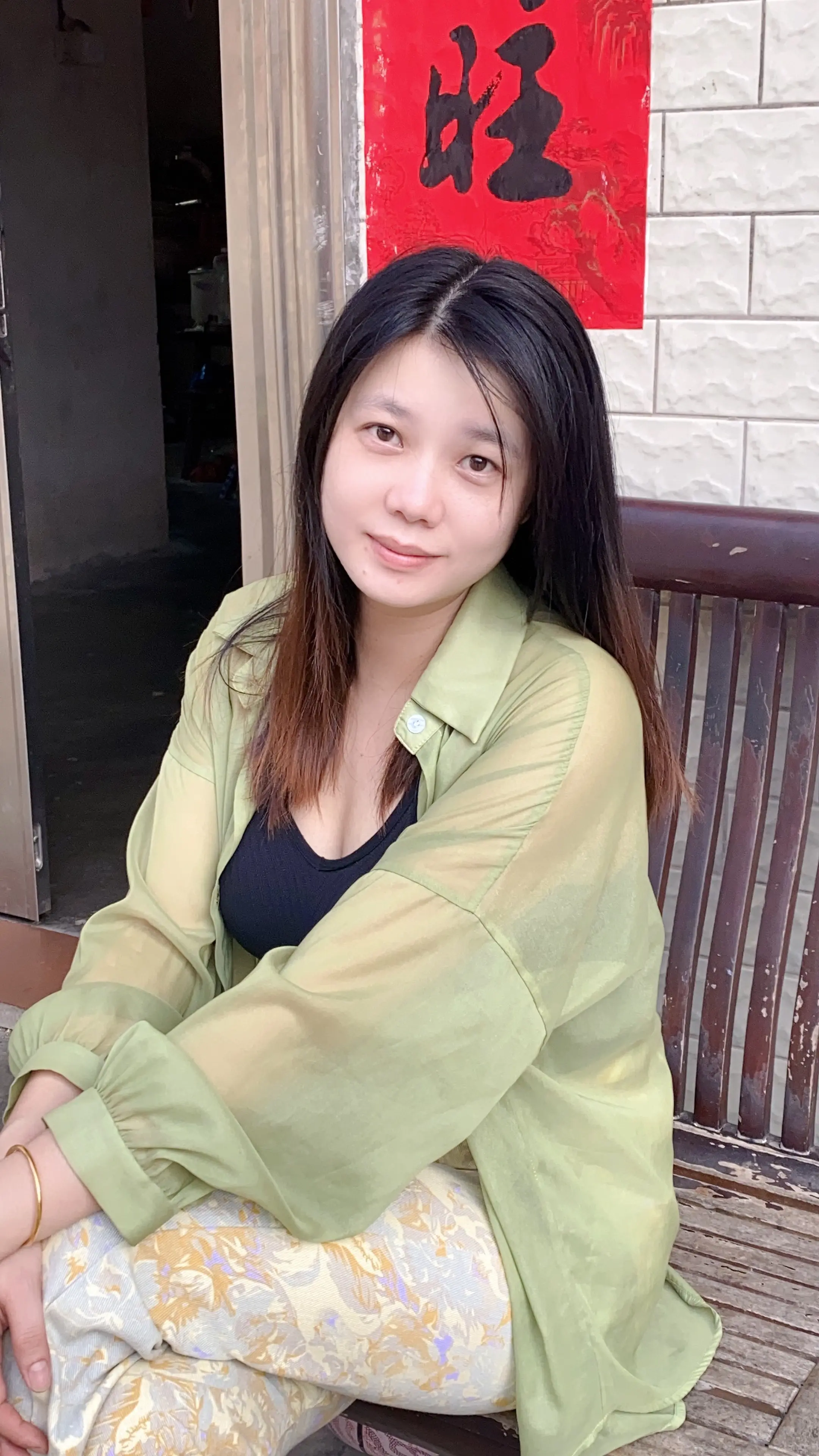 男人四大爱好：抽烟，喝酒，钓鱼，好色。让你戒两个，你怎么选？