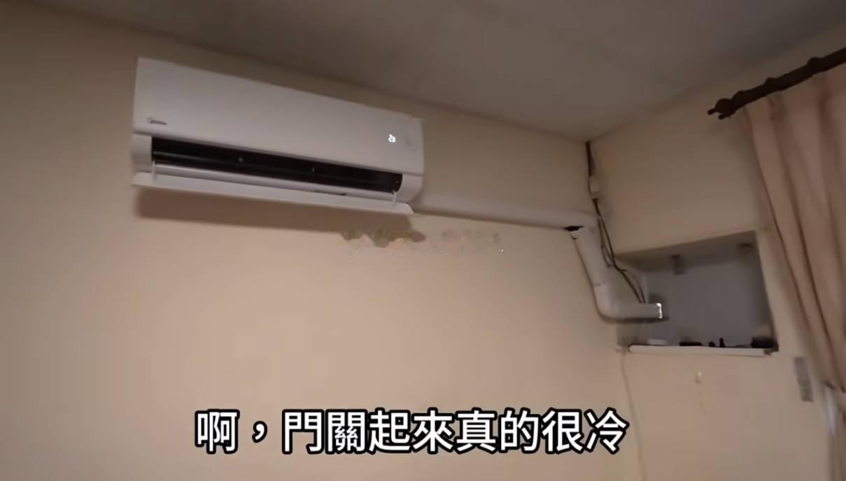 湾湾一户人家，在大陆某宝上买的美的空调2匹“酷省电二代”，2600元人民币加40