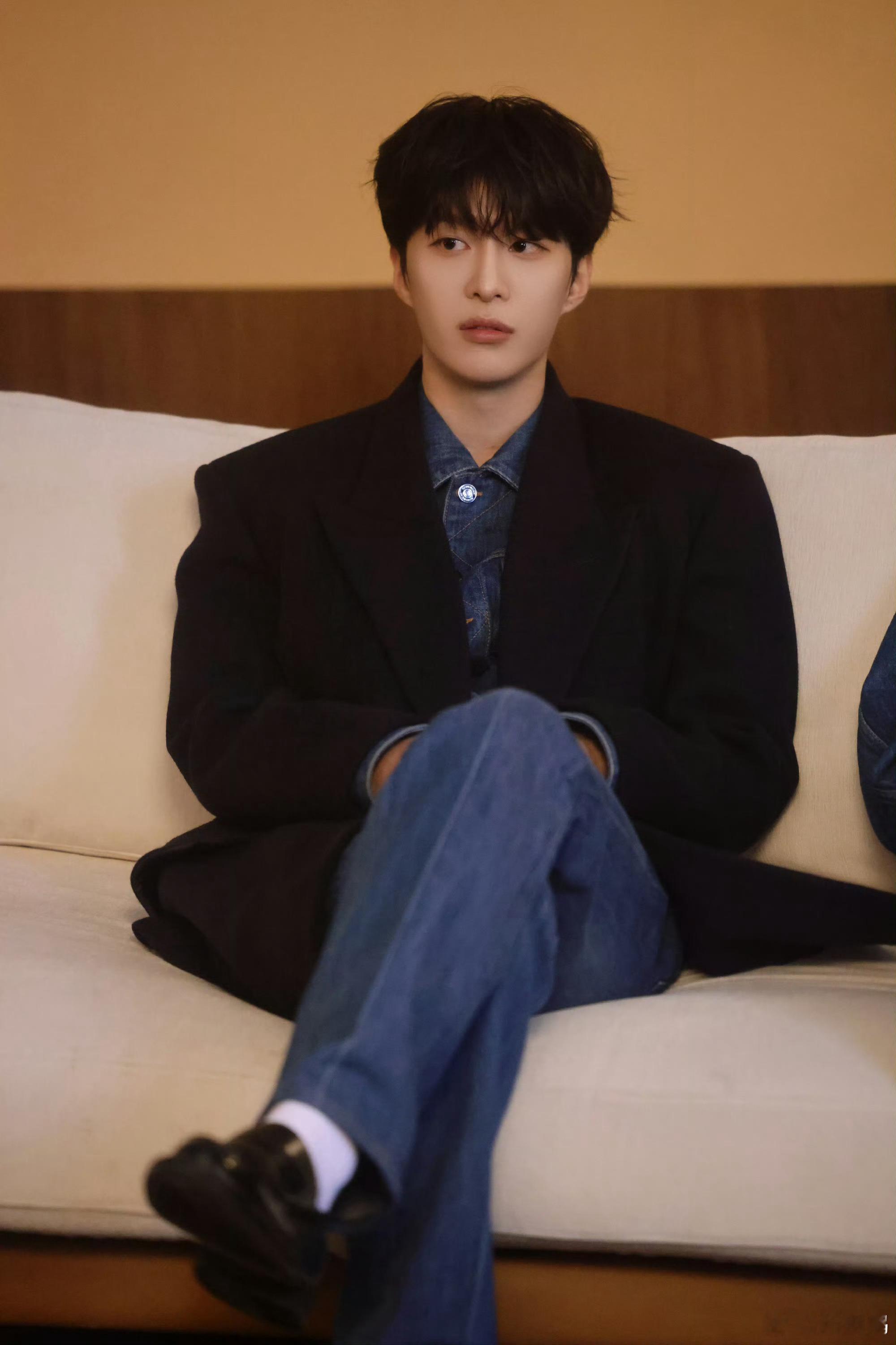 范丞丞的身材很曼妙这都成热搜了内娱没有别的事了嘛？在我看来这身材确实比较曼妙啊 