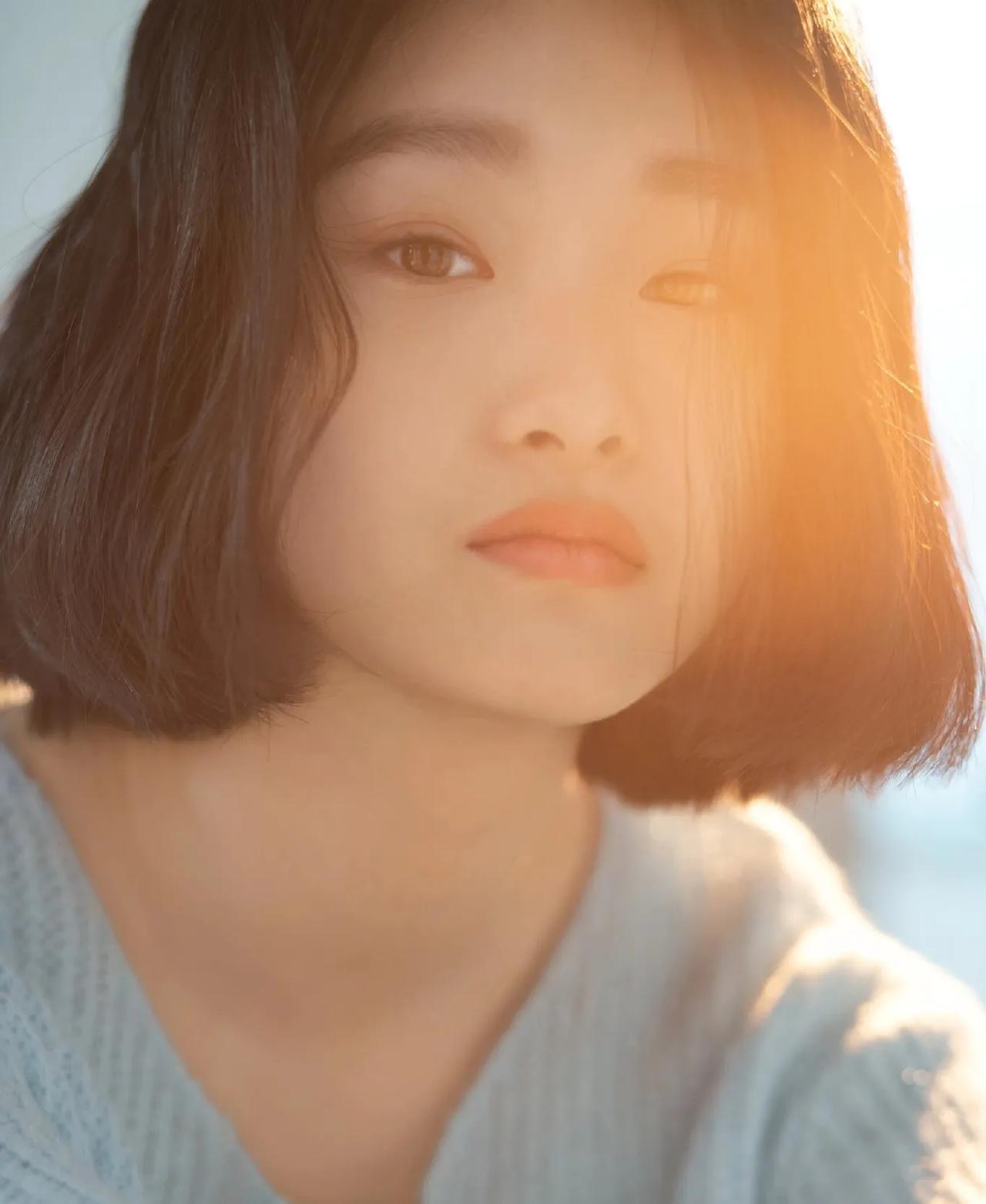 马伊利文章女儿，太令人惊讶了！

12月26日，圣诞节的第二天，马伊利大女儿在社