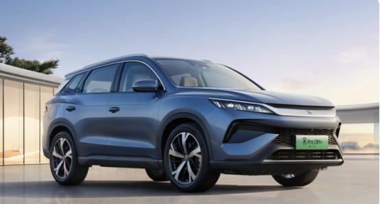 2025款DM-i 115KM超越型，买车时，销售告知短期内不会上新，然而，在2