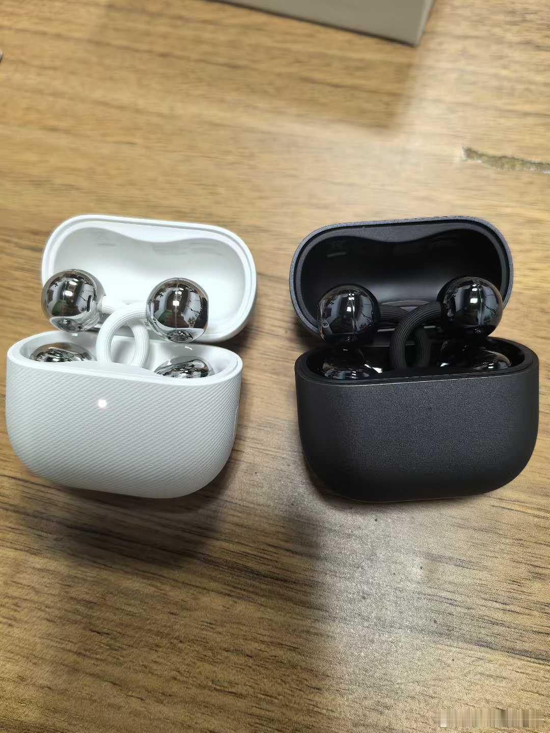同事拍的，哪个颜色好看？ ​​​