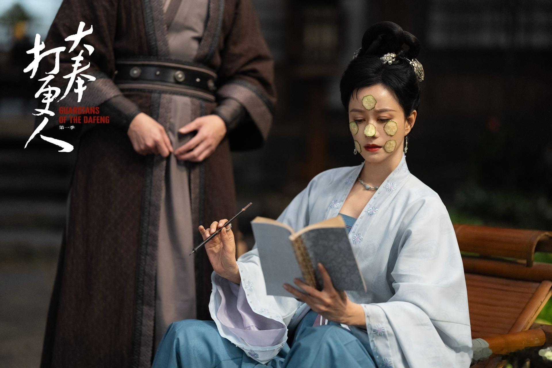 倪虹洁 大奉打更人  李茹这个角色真是让人有种又怕又爱的感觉。倪虹洁的演技把这个