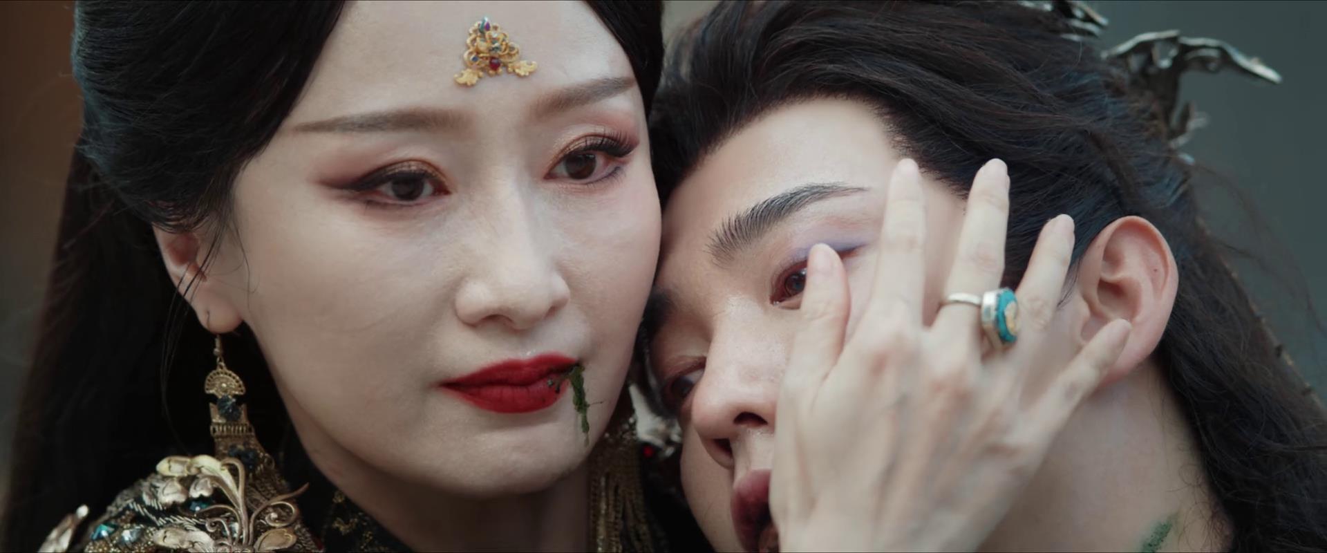 楼天命该不会是千宫玲珑当年生的那个孩子吧。那楼天命该有47岁了。 ​​​