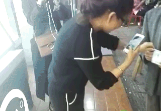 乞丐：没饭不要紧可以给现金，没现金不要紧可以扫一扫 