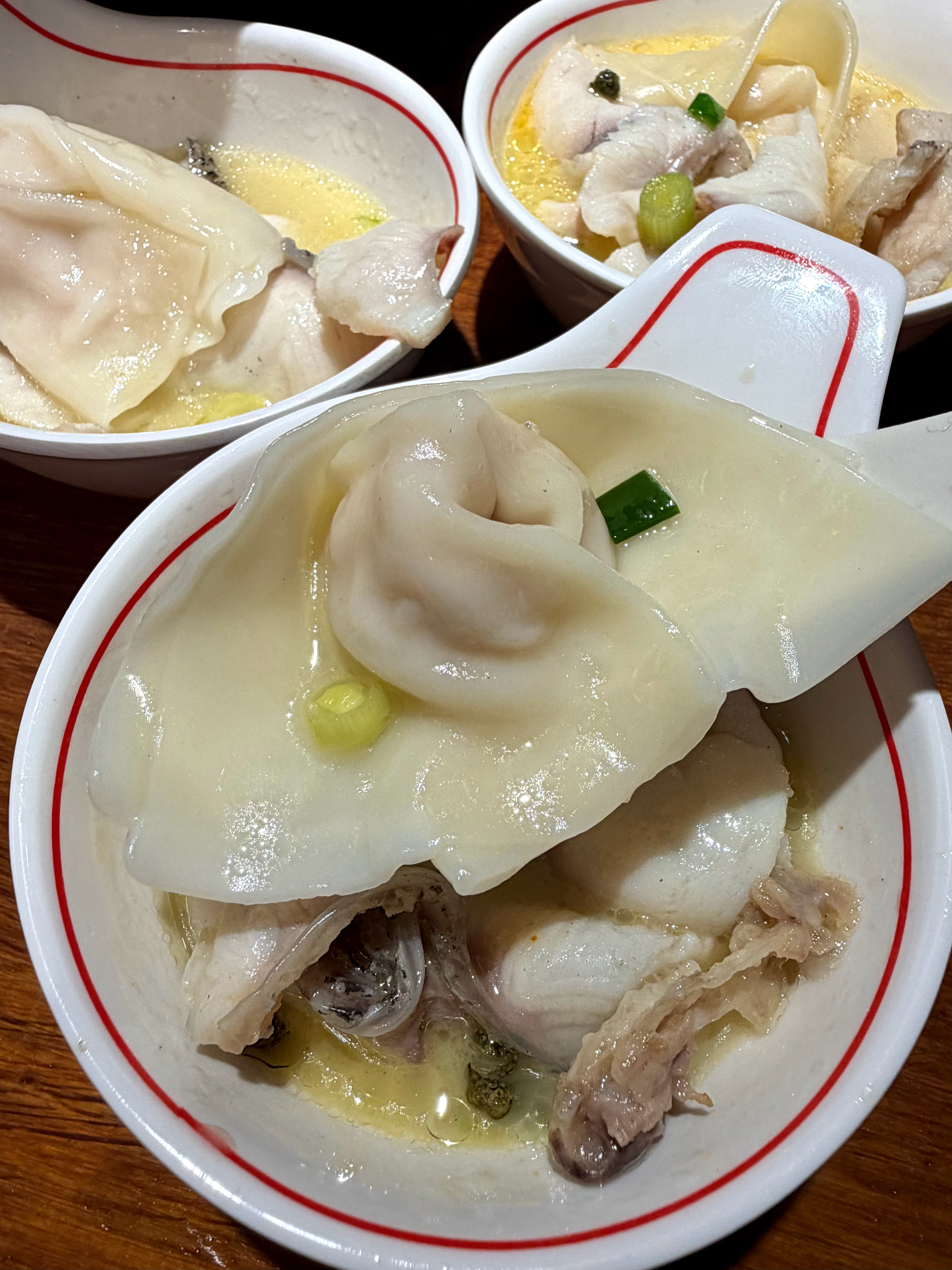 南京最该申遗的活鱼火锅🍲好吃晕了。。。  开了！开了！南京珠江路北门桥也有了✌