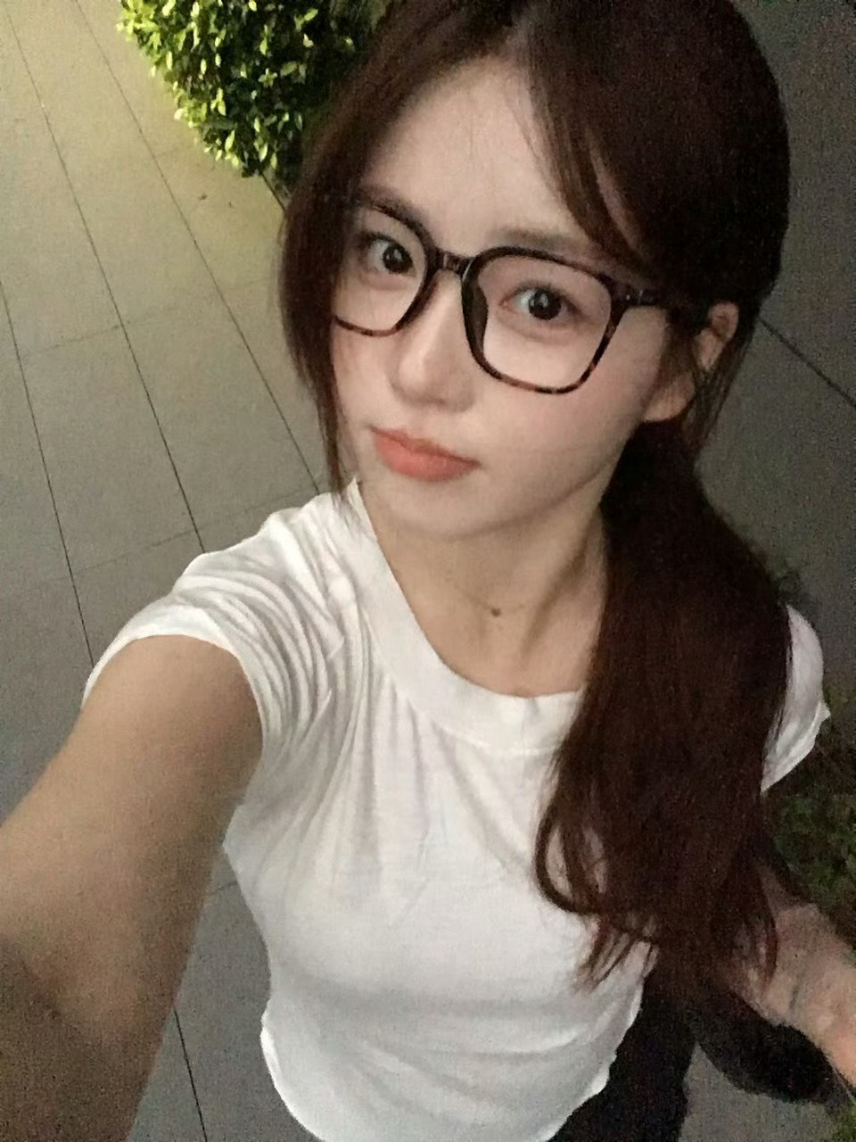 我说我在工地做苦工，你到处跟人说我是工地的股东。 