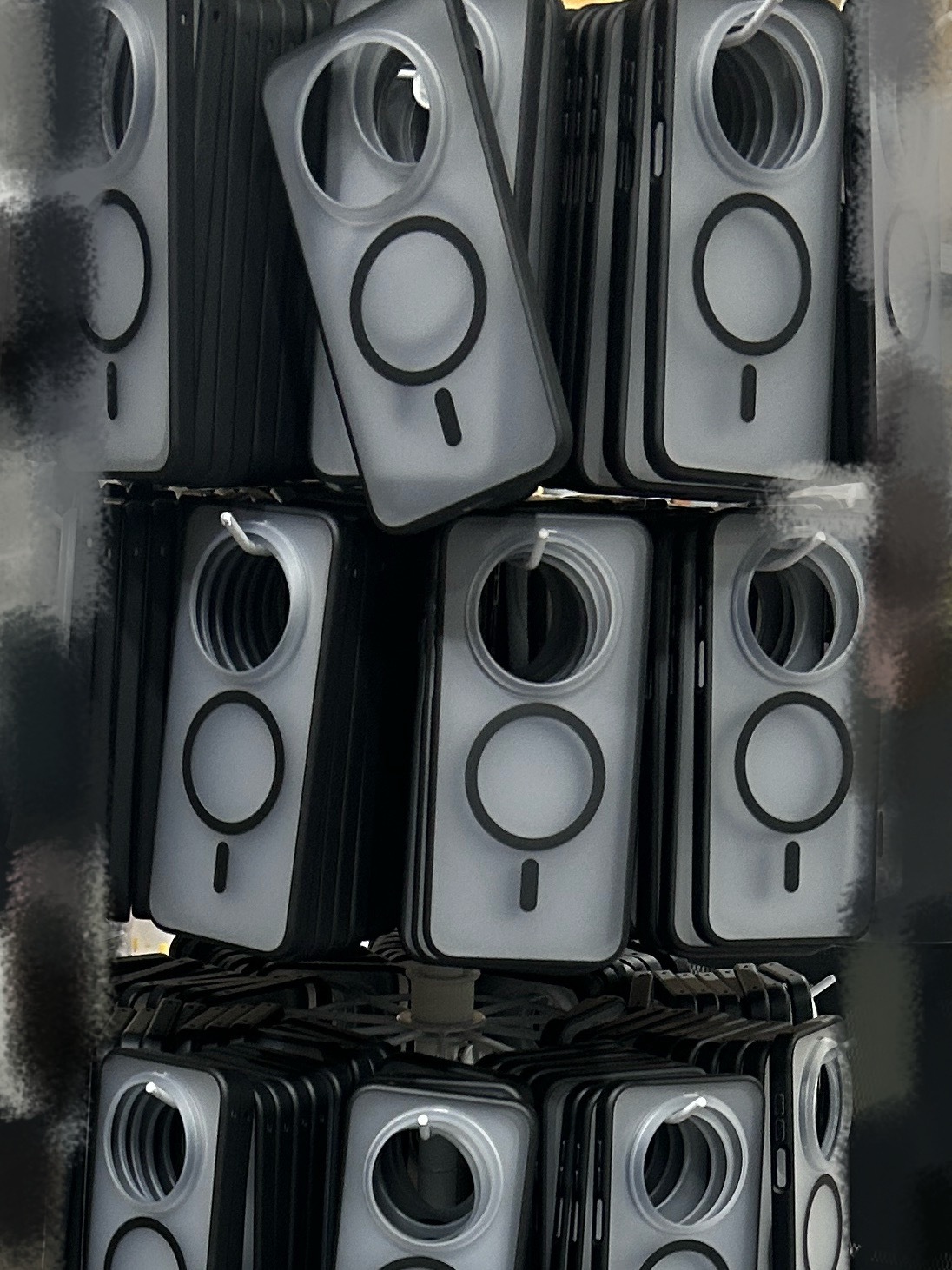 Mate80ProMax 的013磁吸明天中午12点上。壳子都已经上树了，让它们