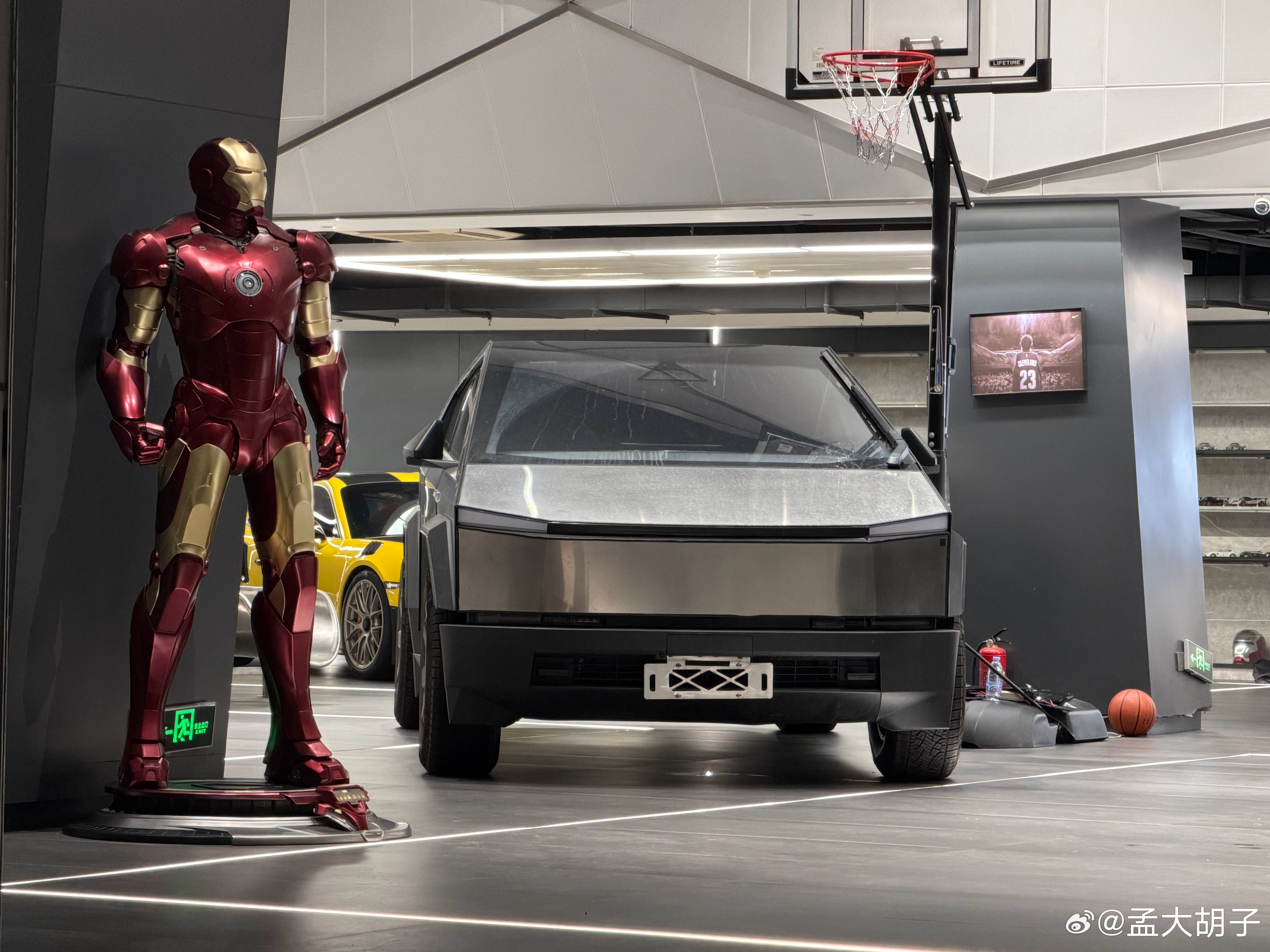 我一看到特斯拉这破皮卡，就想起还有1000块订金还没退