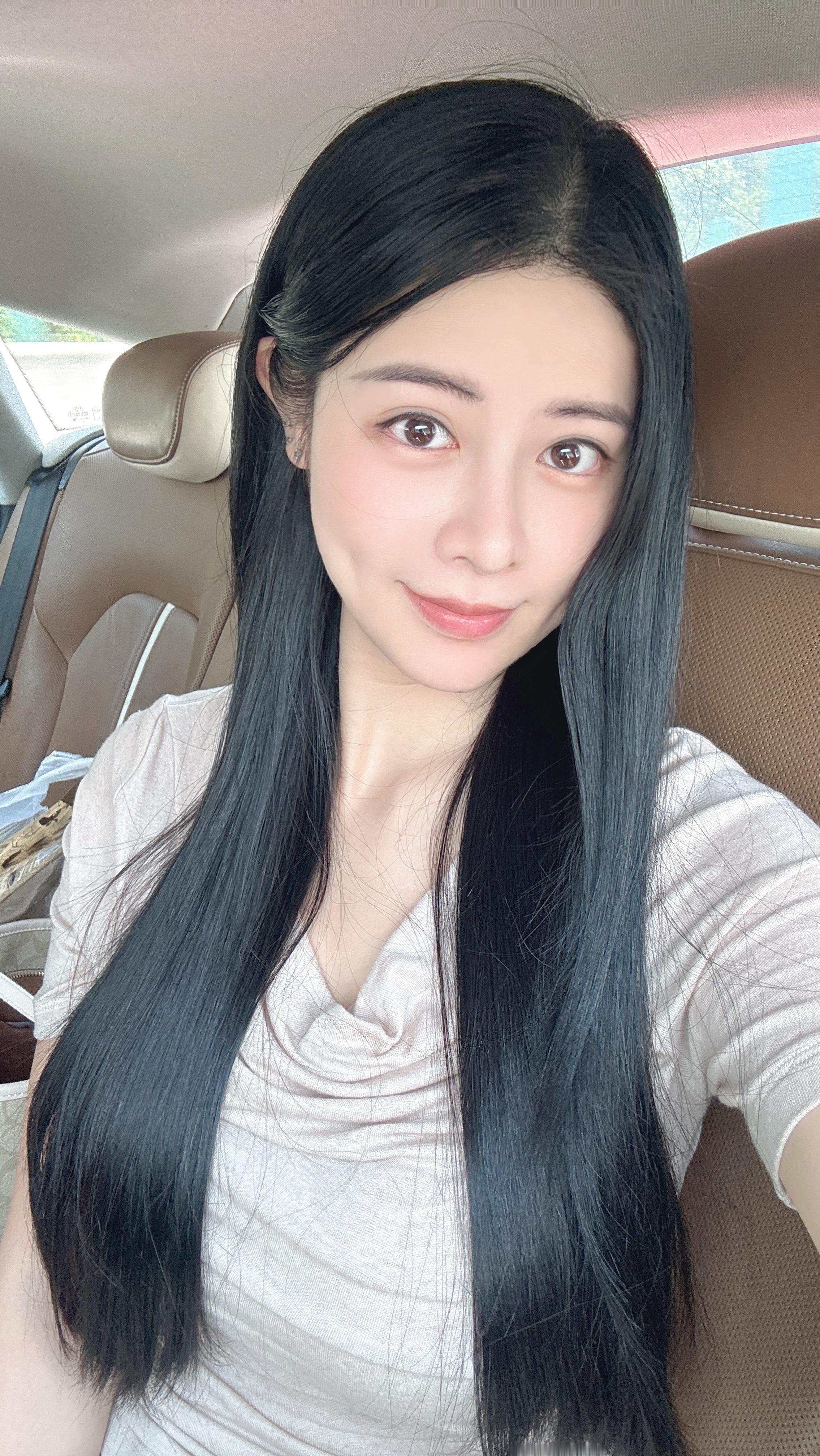 当你停止了抱怨，也就懂得了释怀。 ​​​