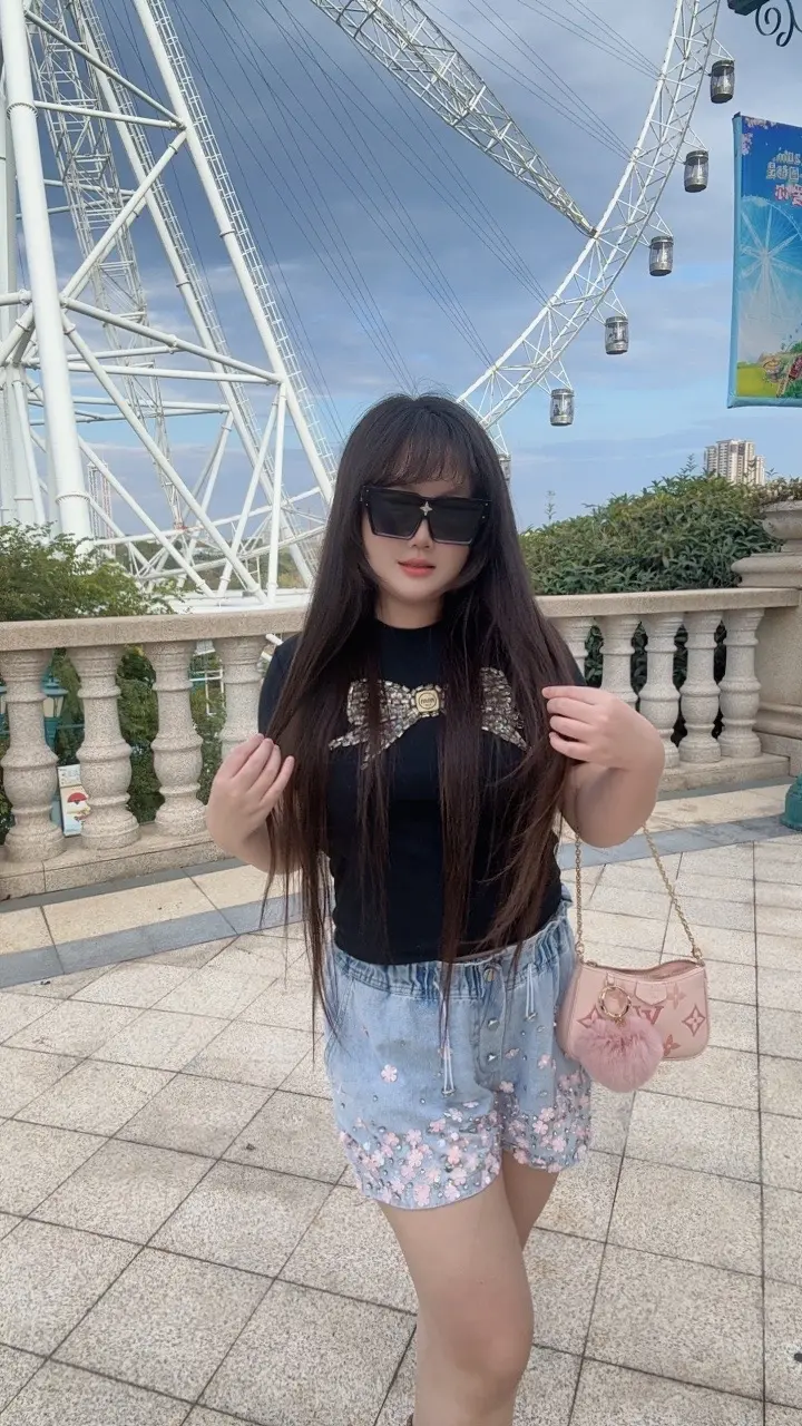 有肉肉的女生好福气