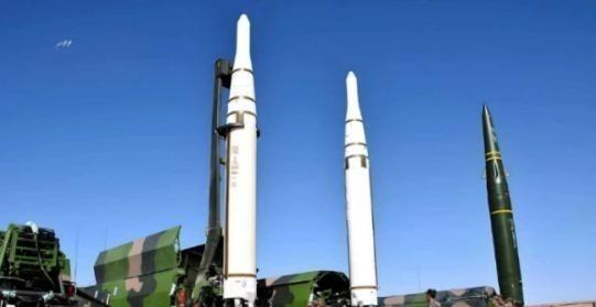 如果美日韩印越菲六国真的联手挑衅中国，别说赢了，光是这支“联合大军”一出现，整个