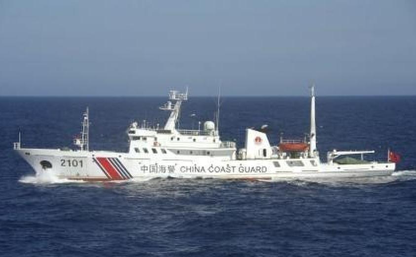 东沙那边才略歇，台湾东部再掀波澜——台派出船只试图围堵我国一艘执法海警船三十多小