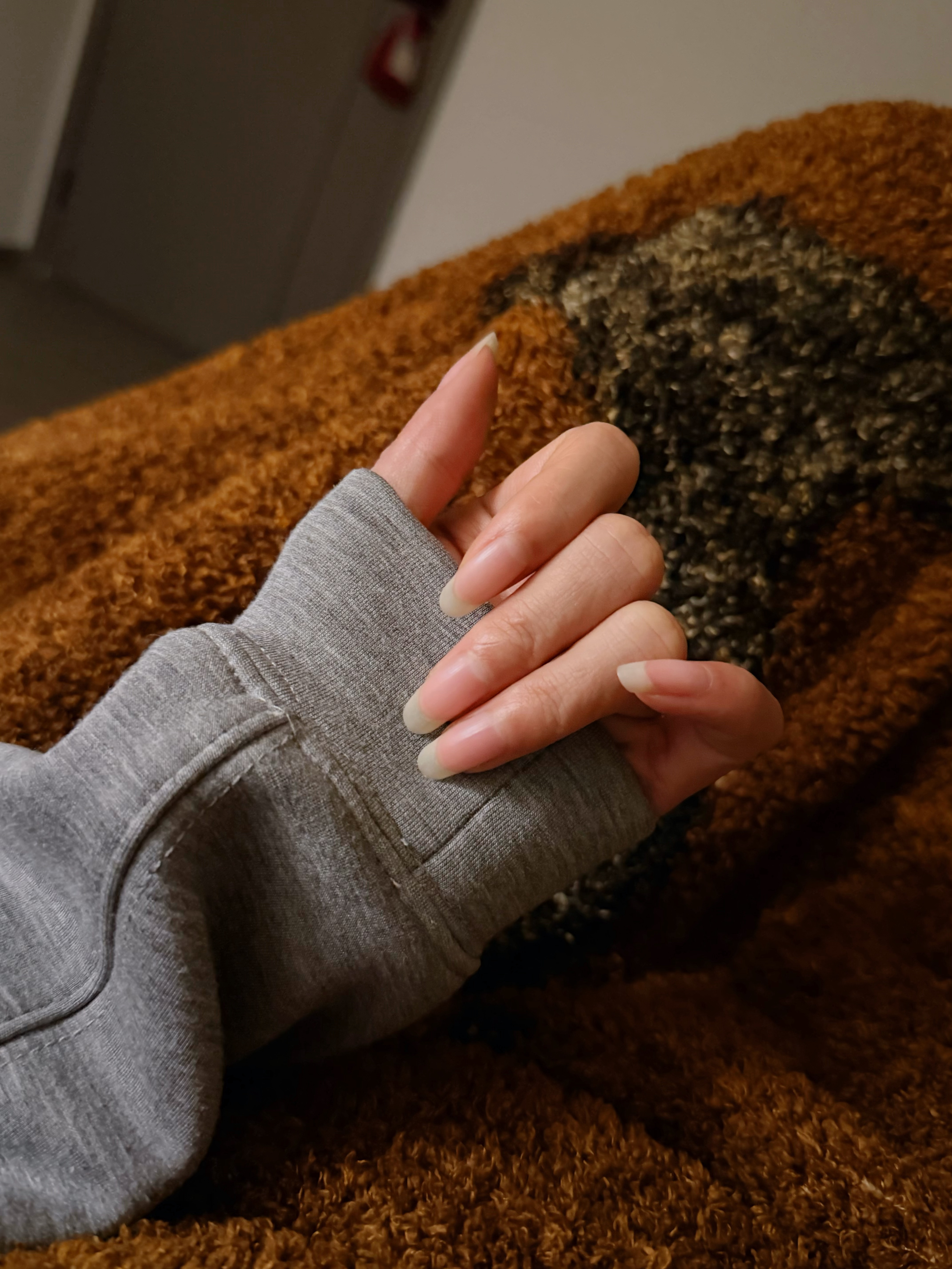 为什么有女性不做美甲不做就不做，哪有那么多为什么