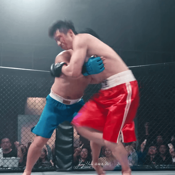 没人能笑着走出黄景瑜这30秒电视剧岁月有情时 他双手合十的时候，眼泪还挂在脸上。