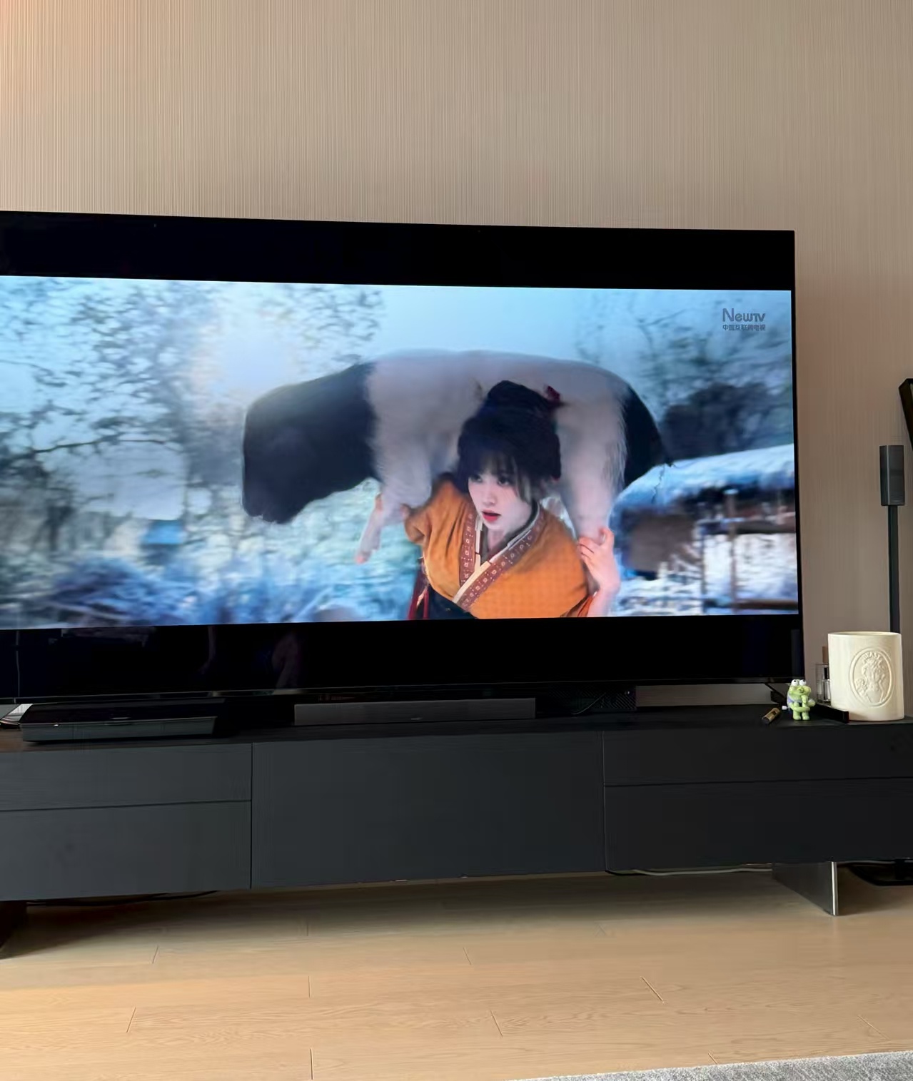 我搜了半天足浴，结果你们看的是逐玉啊！ 