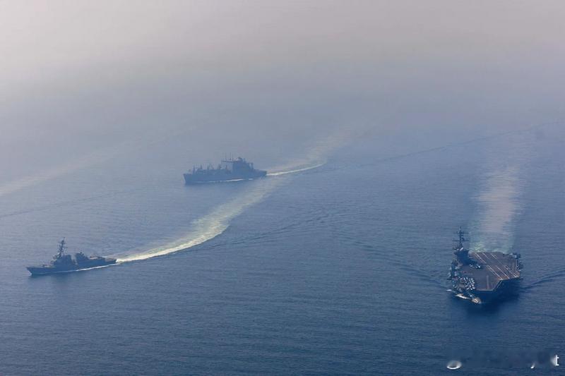 欧洲卫星影像曝光：美军双航母逼近伊朗 军事专家称规模超越“午夜之锤”行动海外新鲜