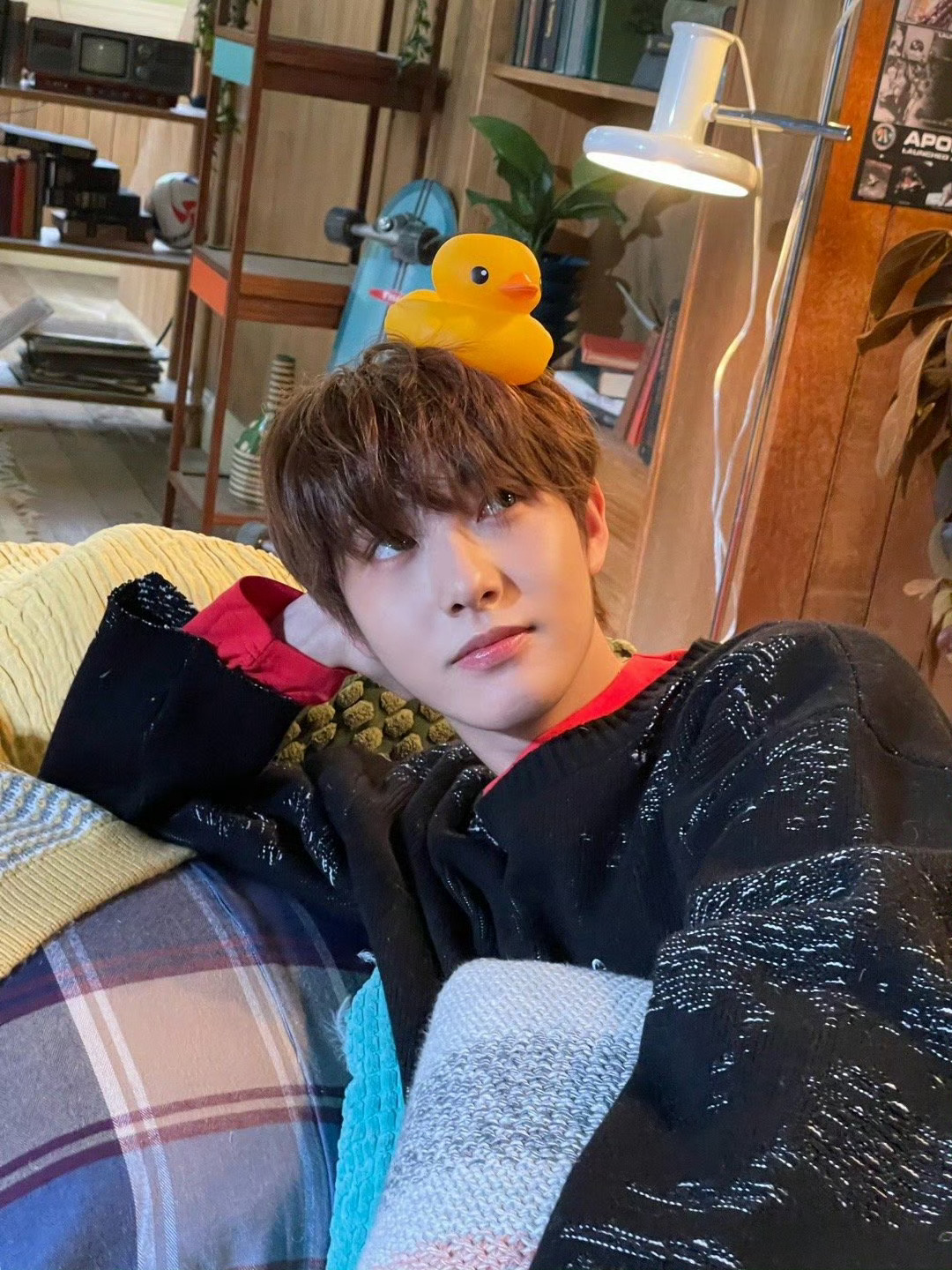 黄仁俊[超话]   hrj   黄仁俊  🐥✨ 