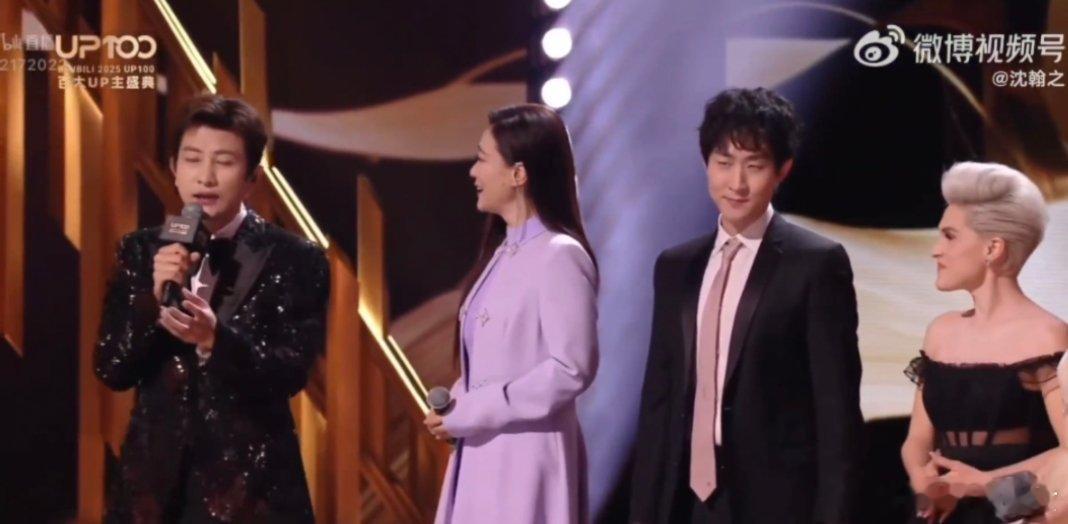 国家级歌手称UP主让华语乐坛氛围更好谭晶为B 站UP主点赞！关注杰凯、橘老师的内