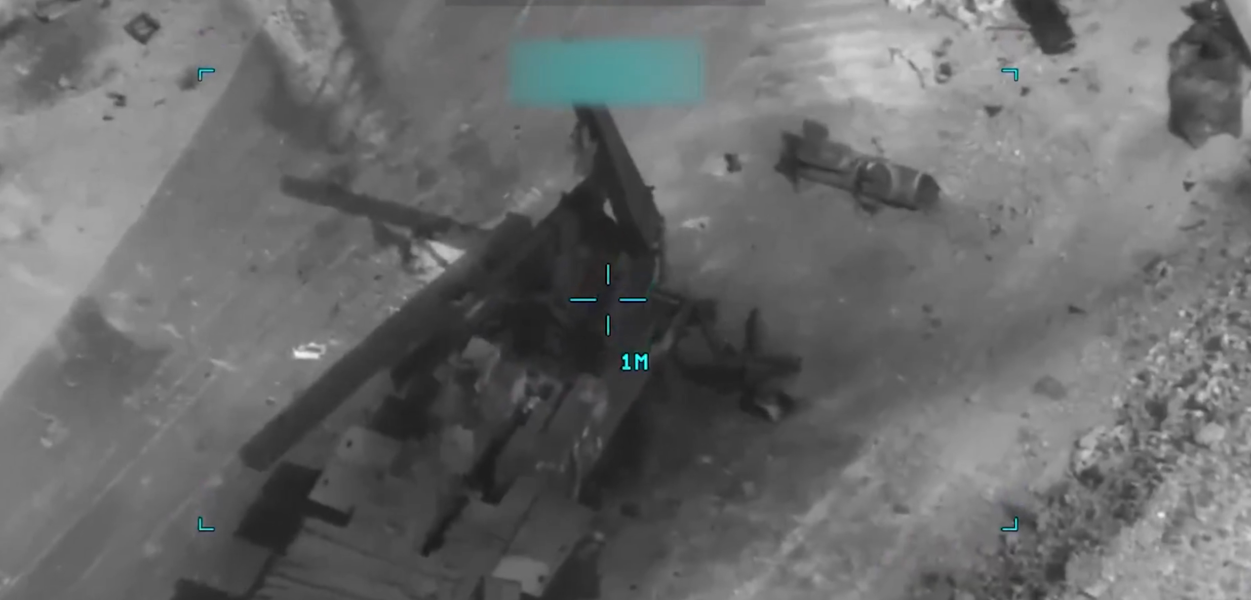 今天美军中央司令部又打了三辆发射车一辆已经抛锚的短程弹道导弹/巡航导弹发射车两辆