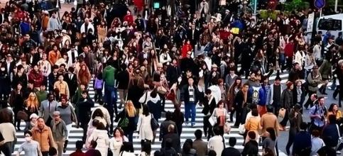 联合国曾公开预警：若中国人口急剧萎缩，是否会演变成全世界面临的首要难题？

麻烦