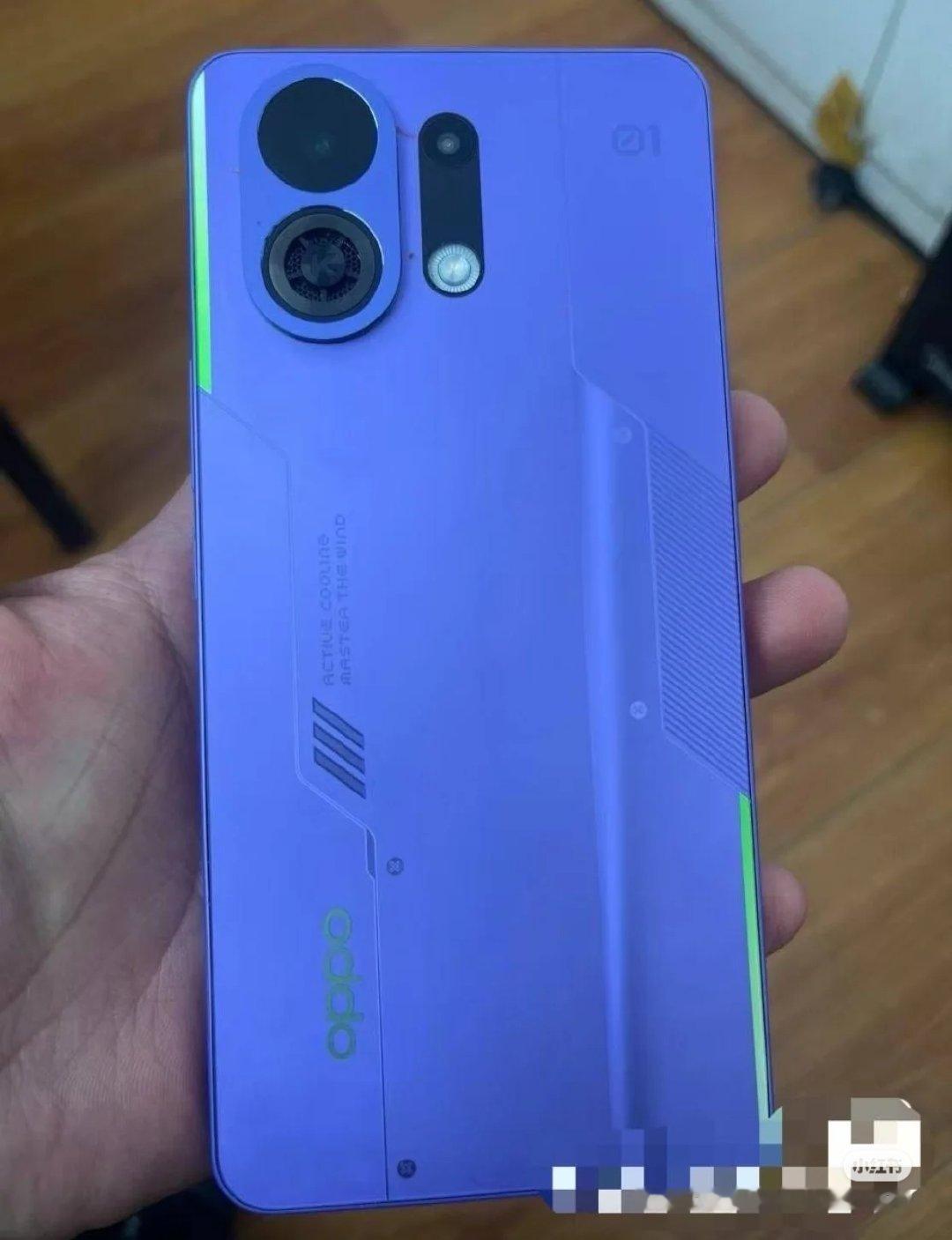 疑似OPPO K13 Turbo真机曝光，这外观可还行？[笑而不语] ​​​