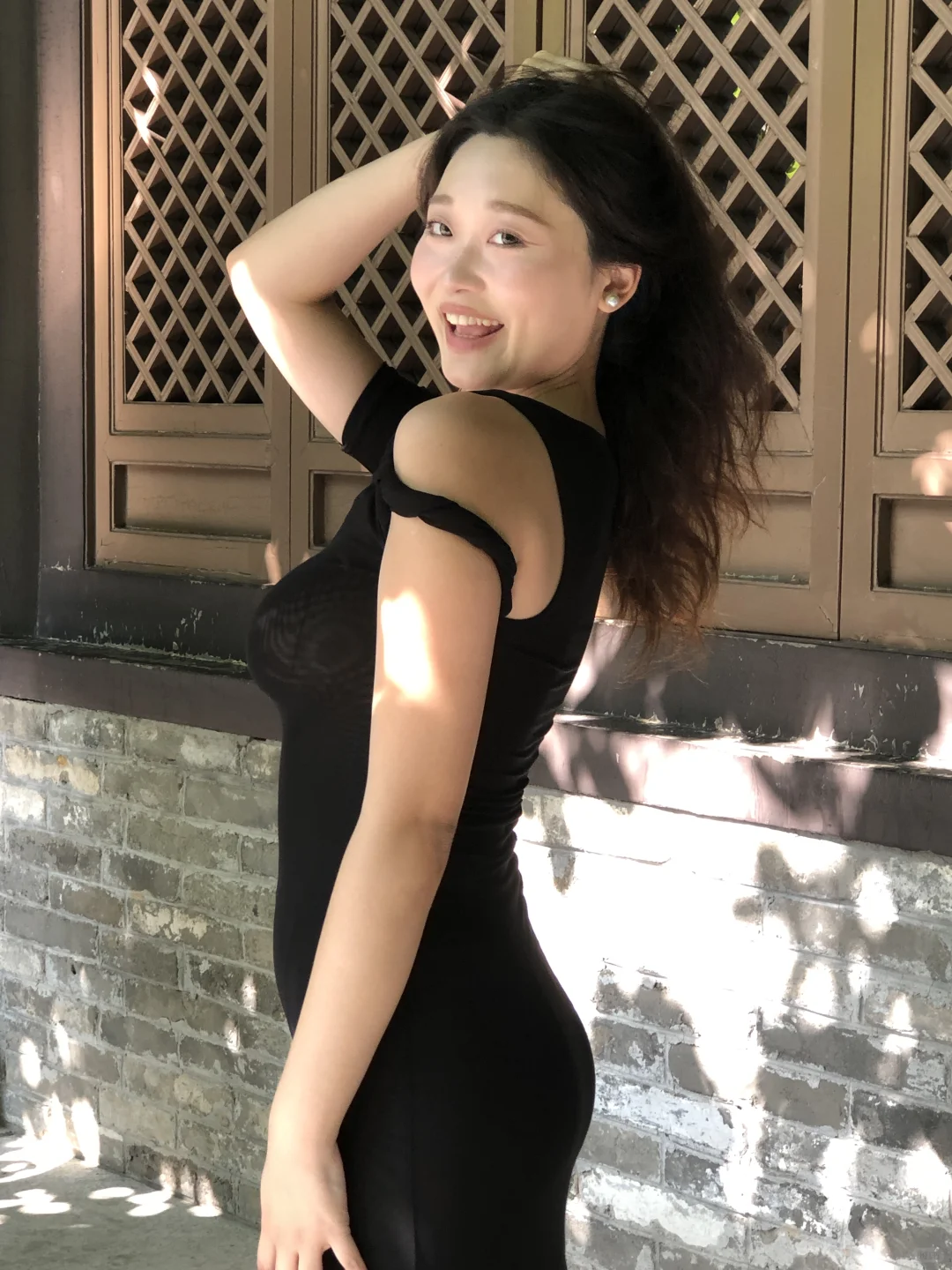 素有小肚子也性感的女人