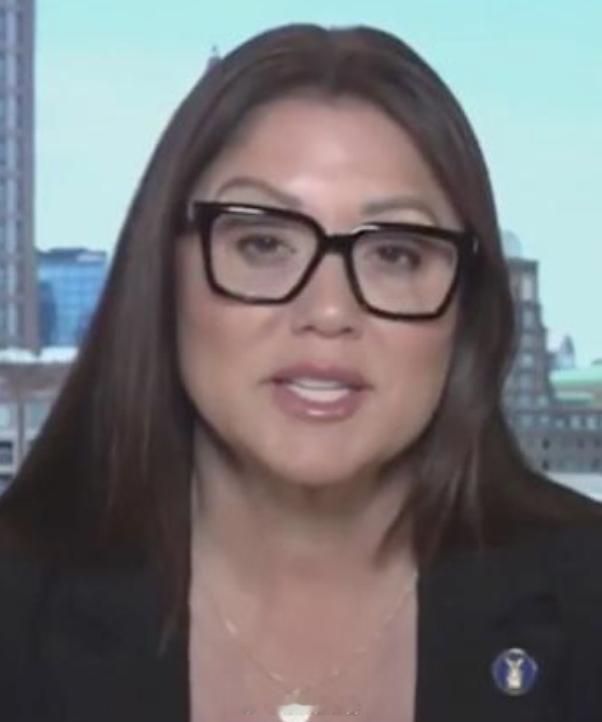 美国劳工部长Lori Chavez-DeRemer 于 4 月 20 日正式辞职