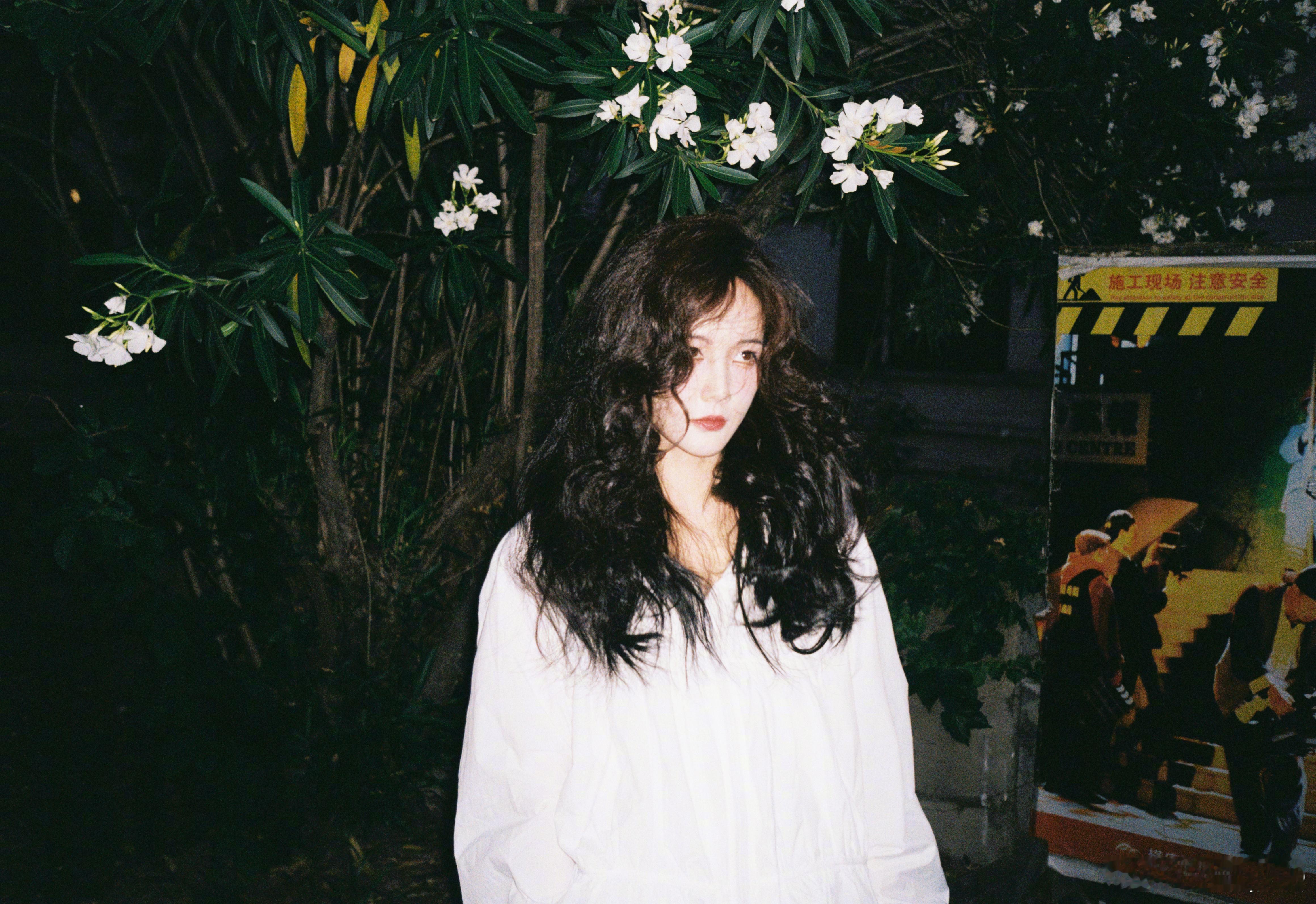 李现李一桐二搭民国戏   晚安