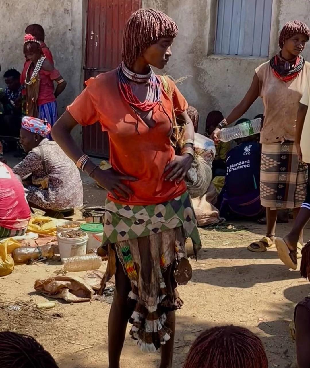 非洲会出现一个全球强国吗你怎么看短期无法成为全球强国。非洲碎片化重、产业单一，受